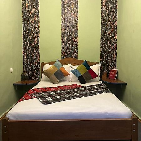 Backpackers Hostel Tbilisi Exteriör bild